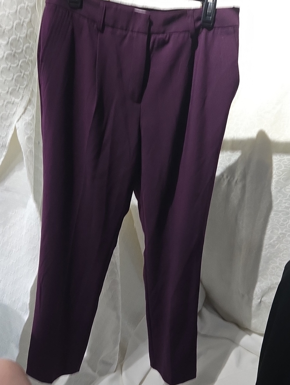 Calvin Klein Women's Tailored Trousers in Plum